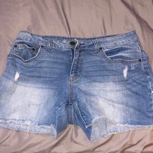 Ripped Jean shorts